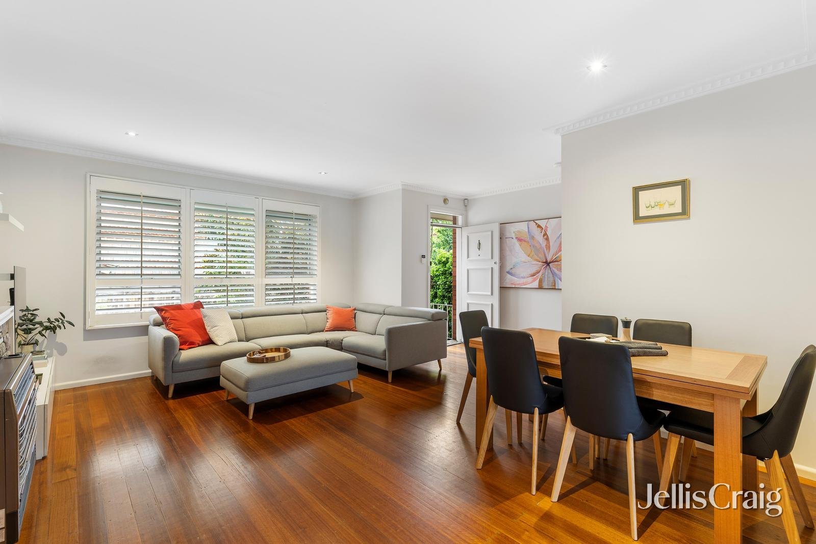2/88 Roslyn Street, Brighton image 2