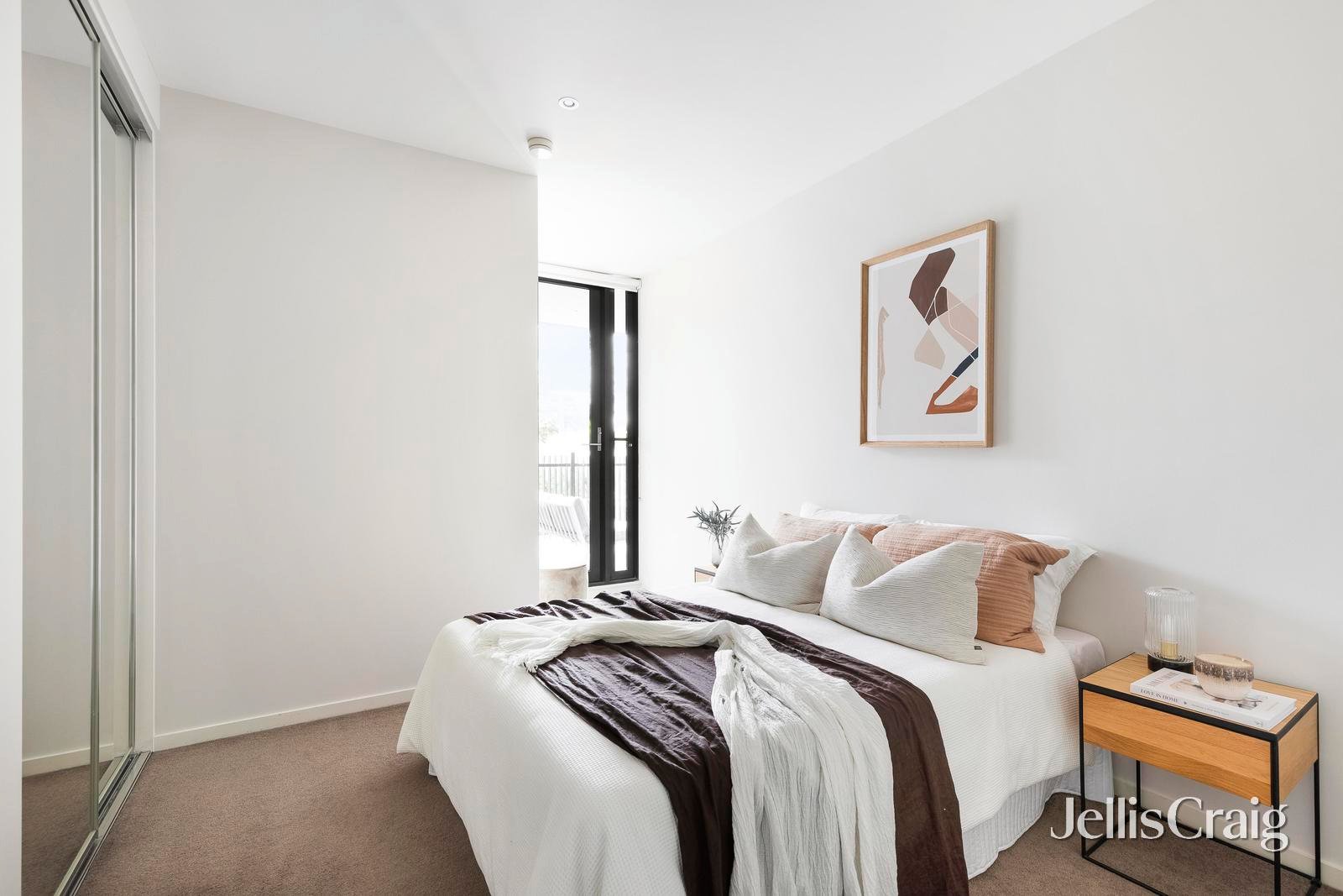 2/88 Trenerry Crescent, Abbotsford image 9
