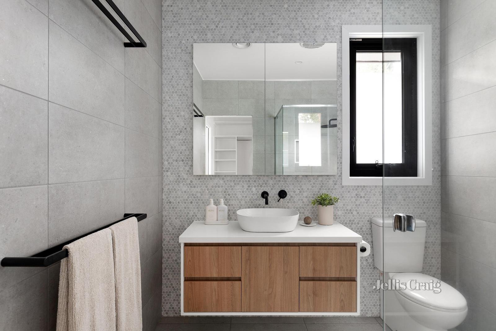 2/89 Buena Vista Drive, Montmorency image 11