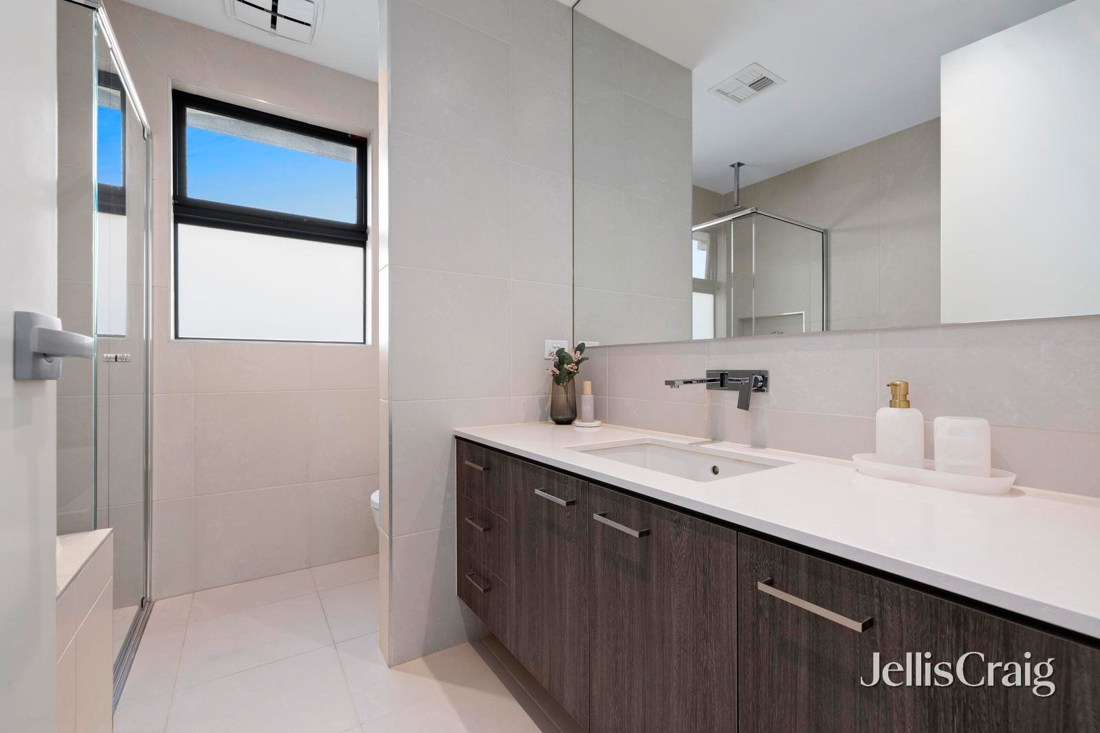 28a Atkinson Street, Bentleigh image 12