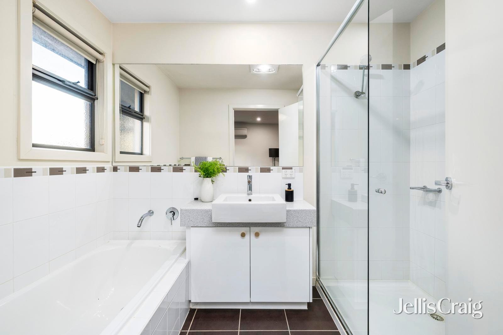 28a Barrington Street, Bentleigh East image 15