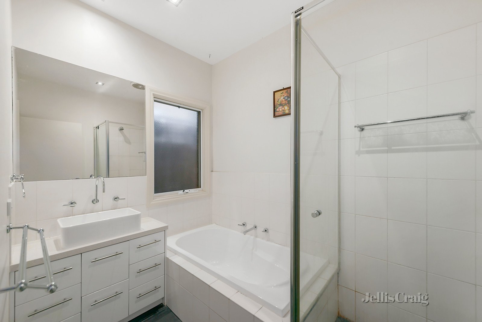 2/8a Cook Road, Mitcham image 6
