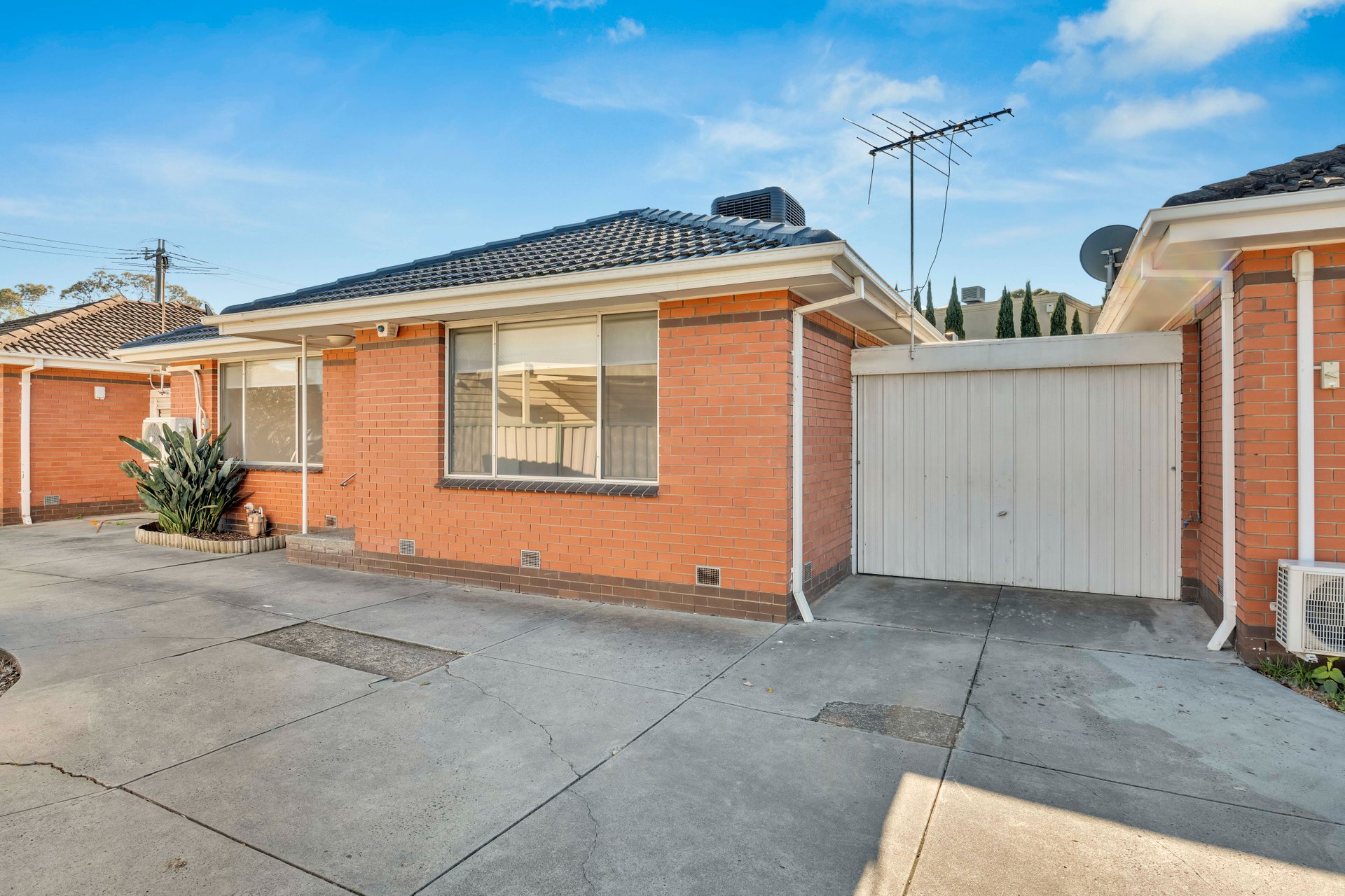 2/8a Danin Street, Pascoe Vale image 10