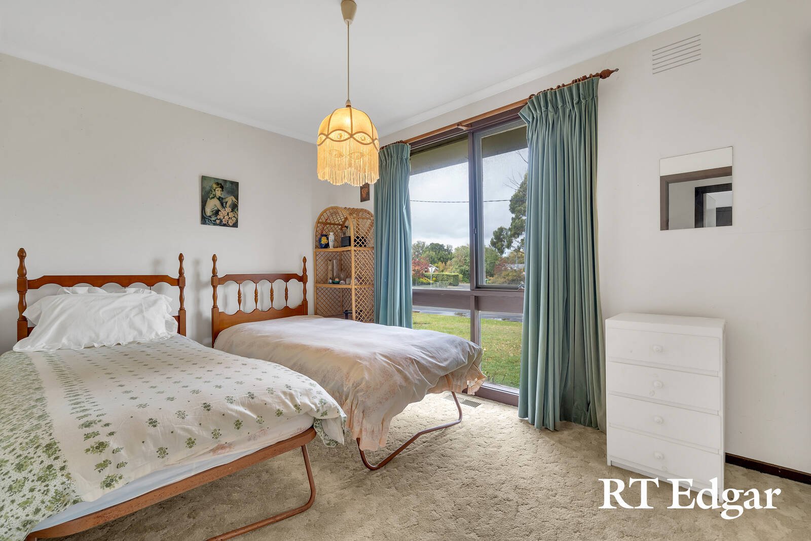 Property Gallery Thumbnail 8