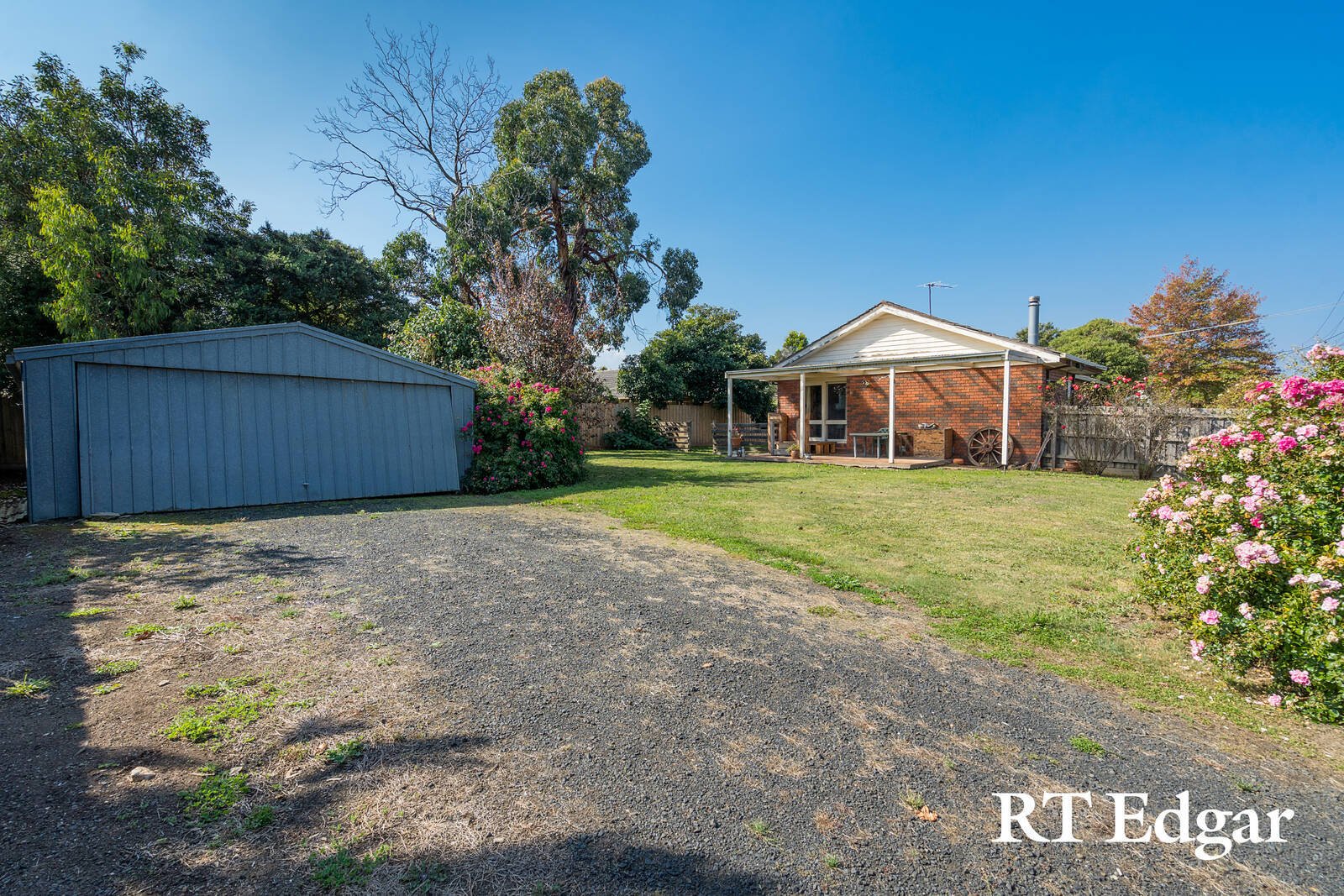 Property Gallery Thumbnail 9