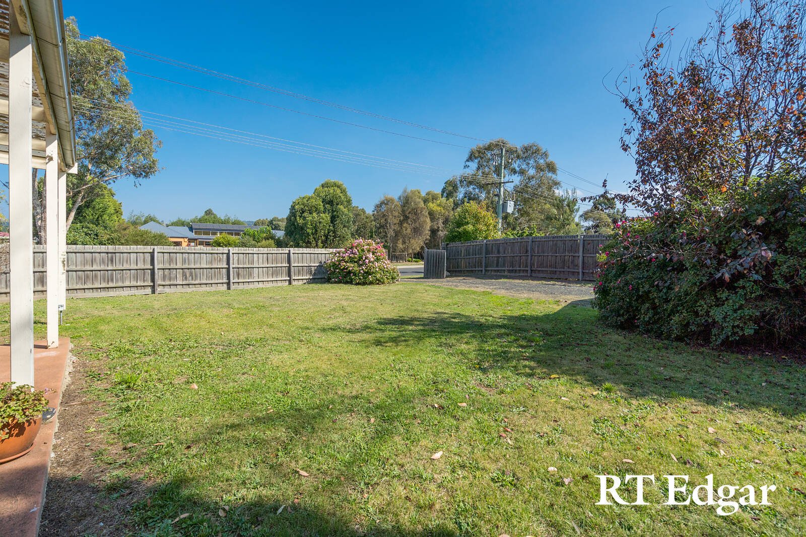Property Gallery Thumbnail 11