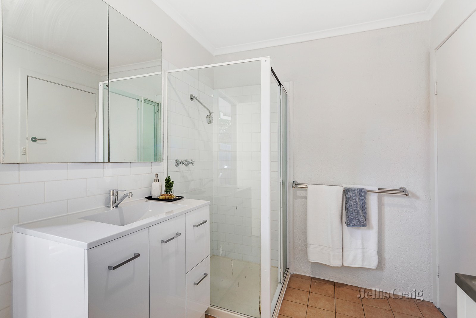 28A Kendall Street, Hampton image 6