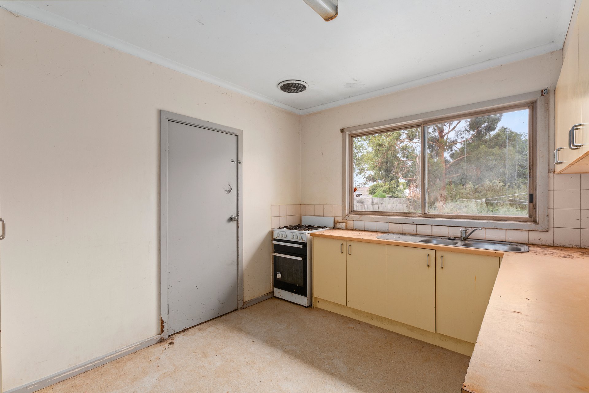 28A Michigan Avenue, Corio image 7