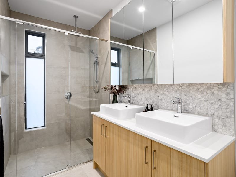 Property Gallery Thumbnail 7
