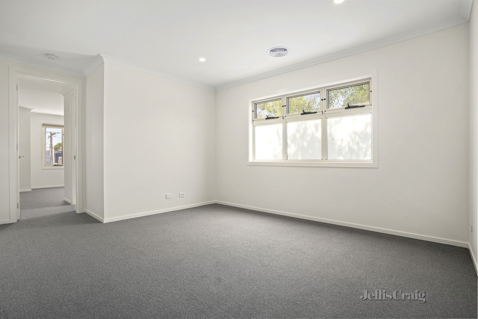 28B Mernda Avenue, Cheltenham image 8