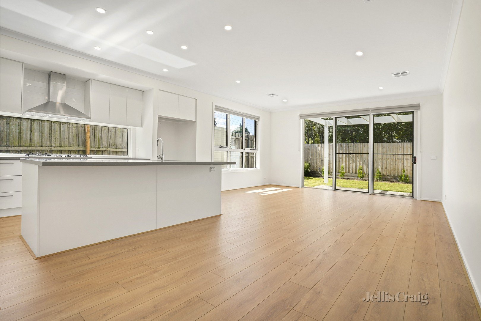 28B Mernda Avenue, Cheltenham image 2