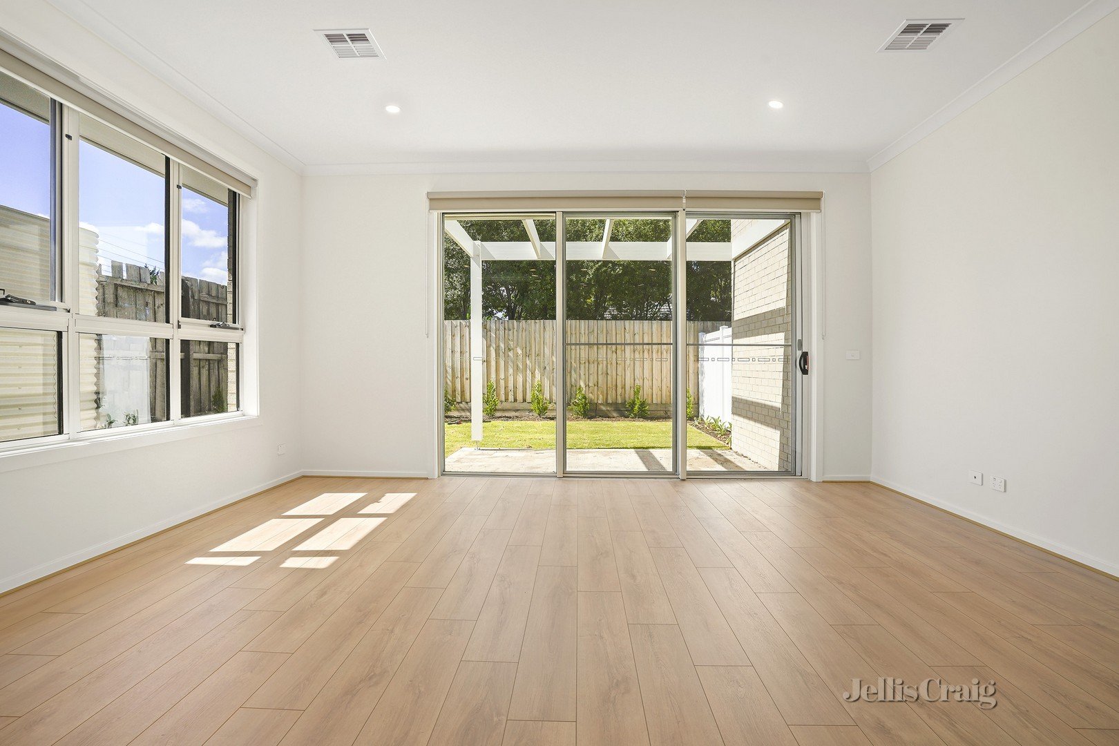 28B Mernda Avenue, Cheltenham image 3