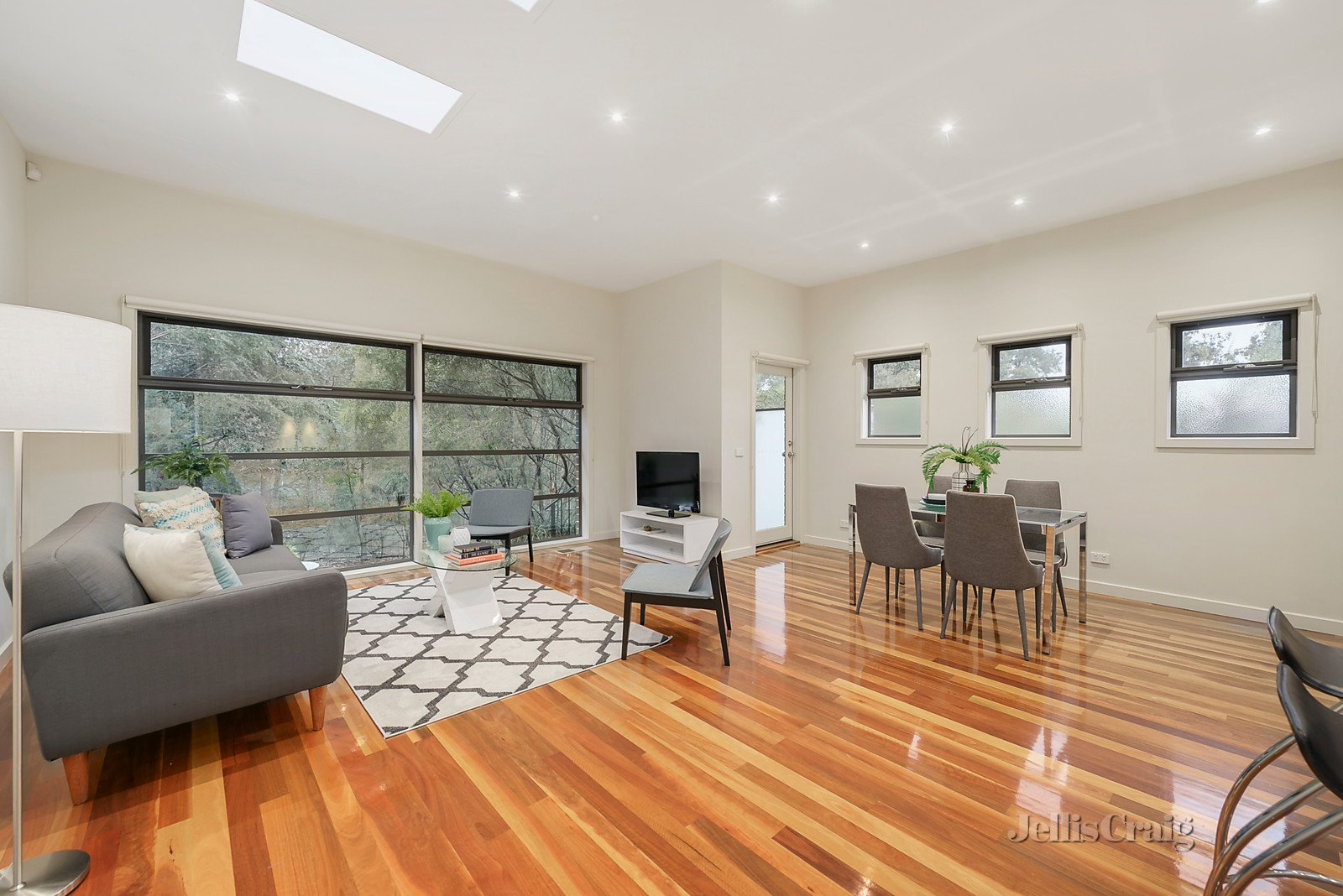 28B Park Road, Mount Waverley image 3