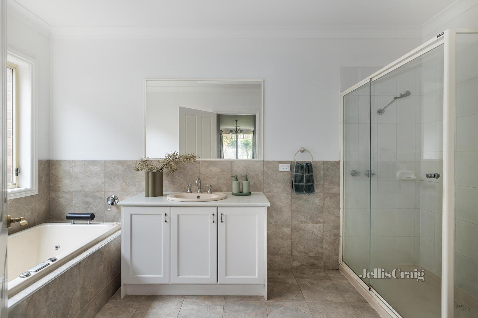 29 Abbin Avenue, Bentleigh East image 11