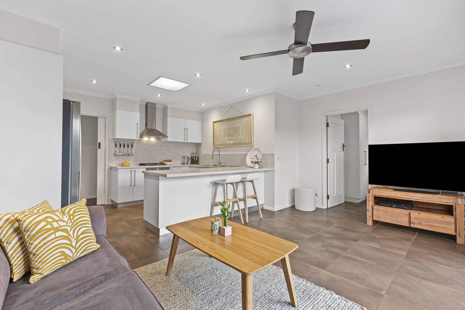 Property Gallery Thumbnail 2