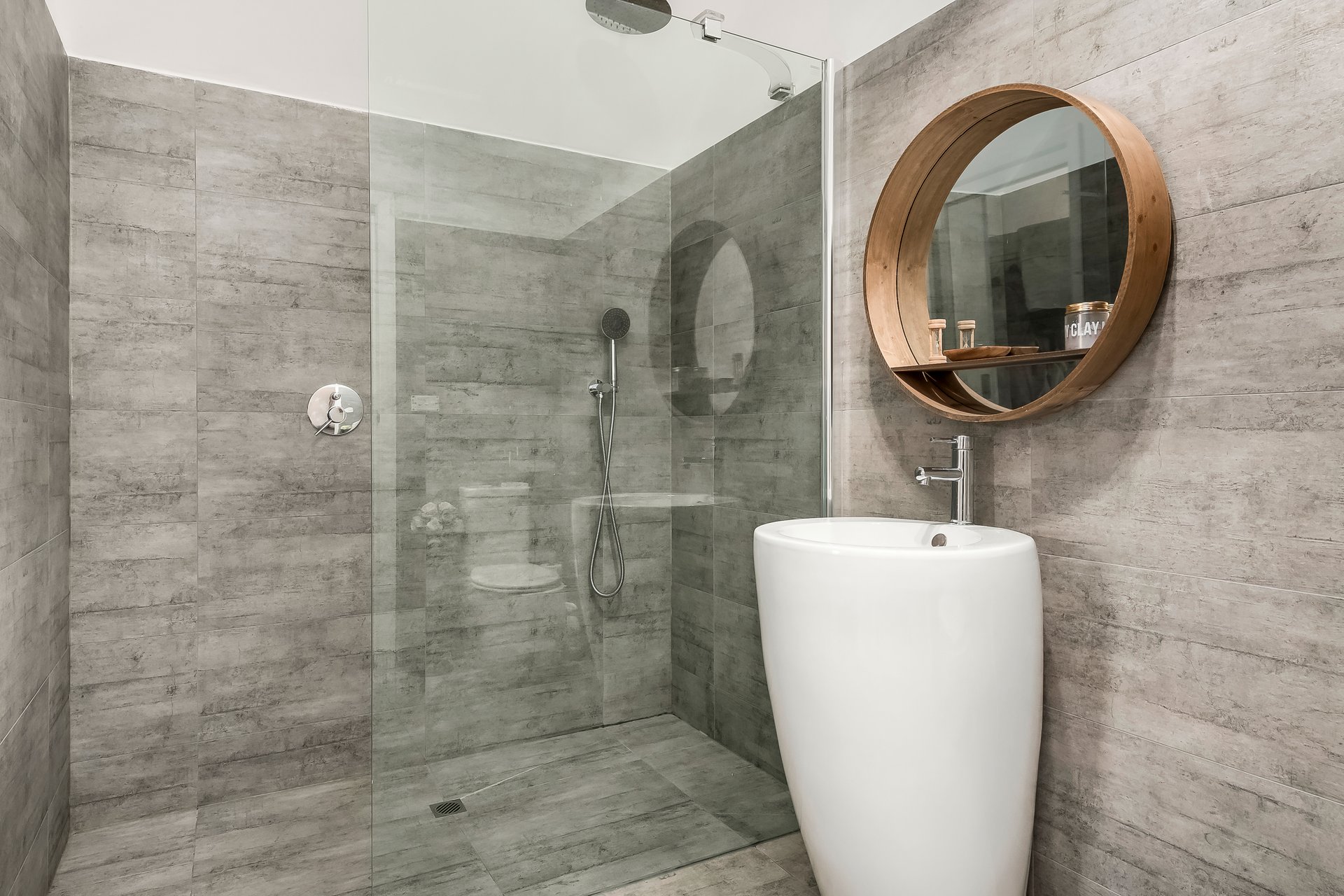 Property Gallery Thumbnail 4