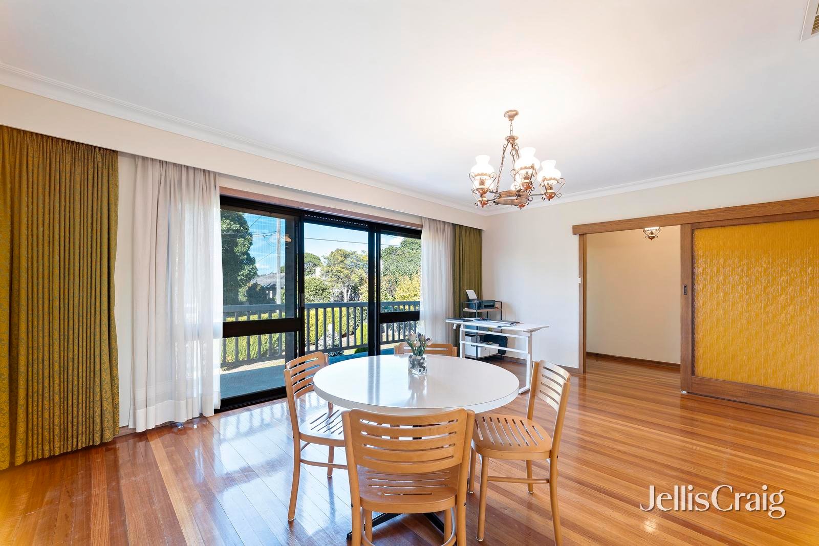 29 Alison Avenue, Bulleen image 2