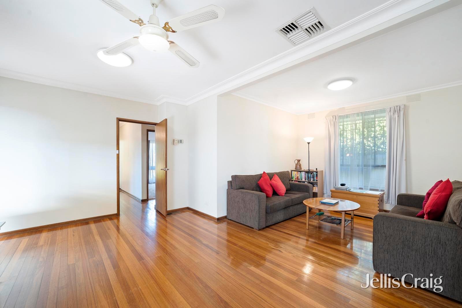 29 Alison Avenue, Bulleen image 4
