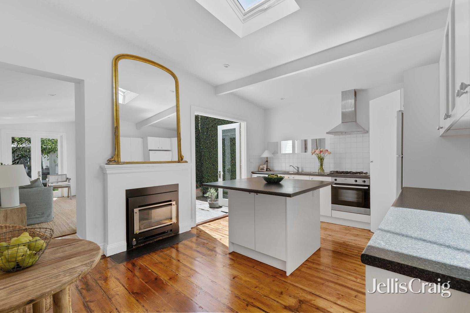 29 Allen Street, Hawthorn image 3