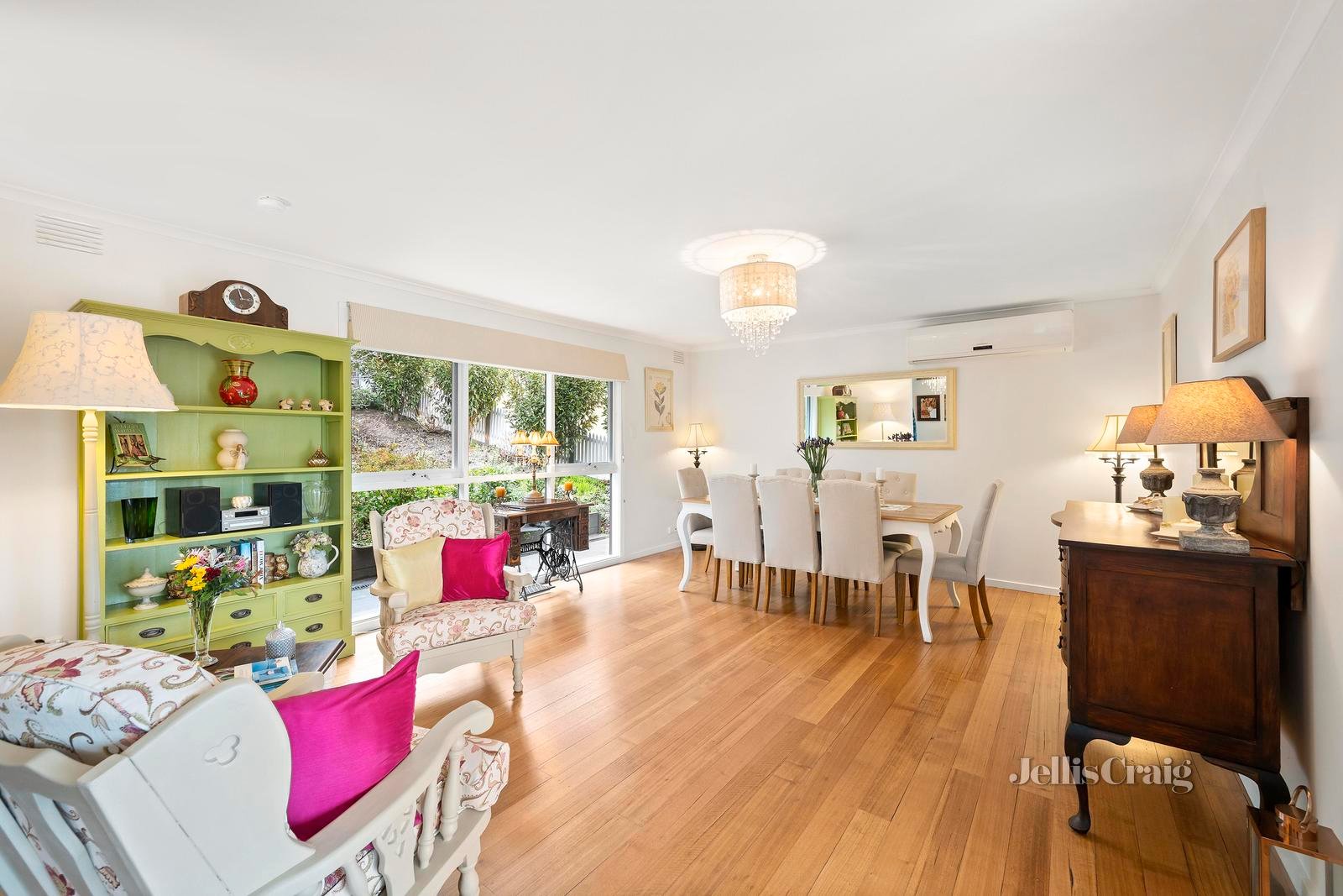 29 Alpine Boulevard, Launching Place image 6