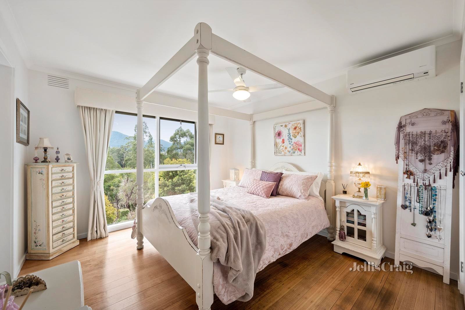 29 Alpine Boulevard, Launching Place image 7