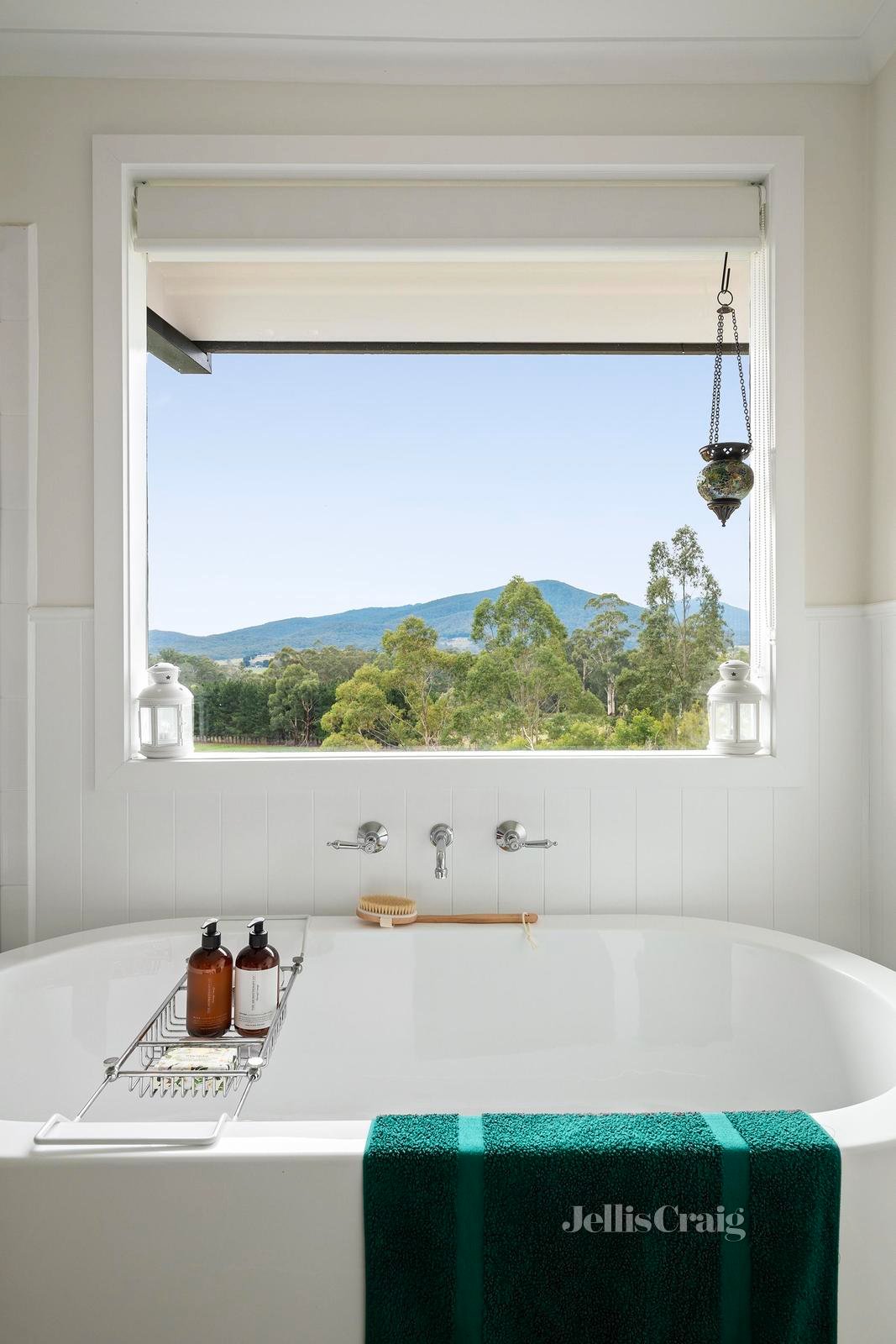 29 Alpine Boulevard, Launching Place image 10