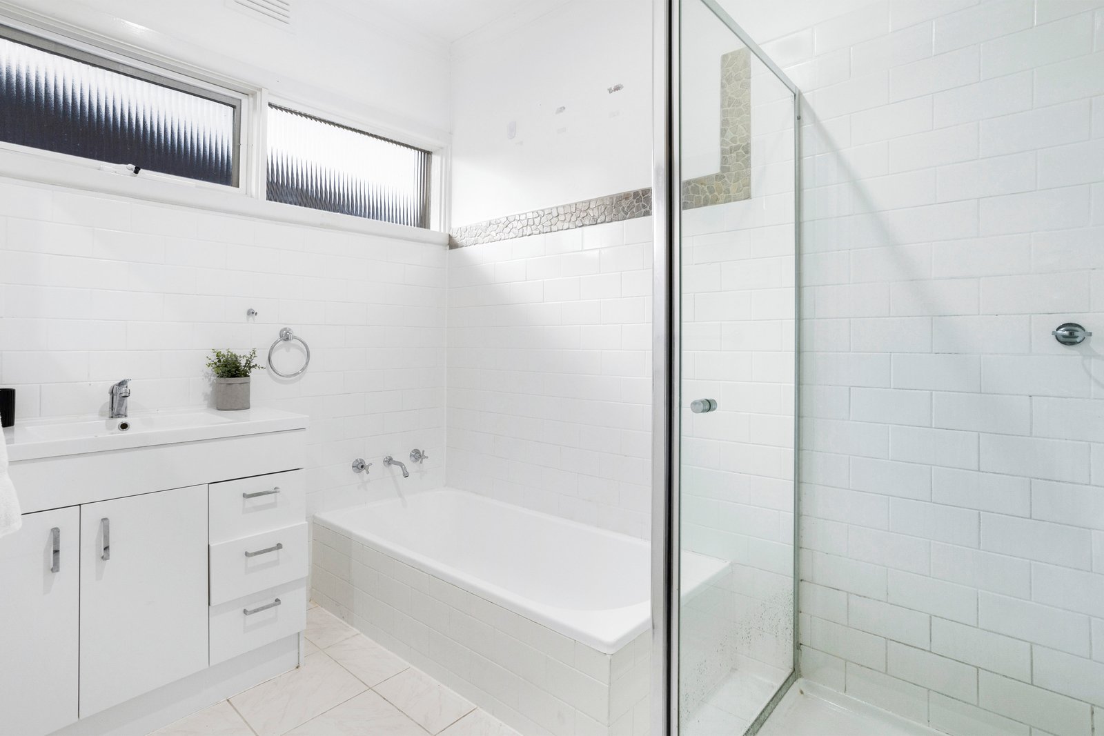 Property Gallery Thumbnail 7