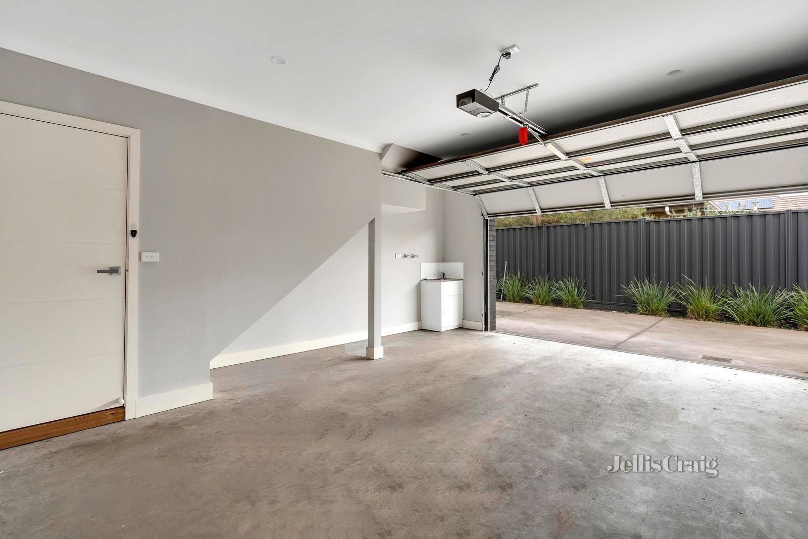 2/9 Autumn Street, Coburg image 10