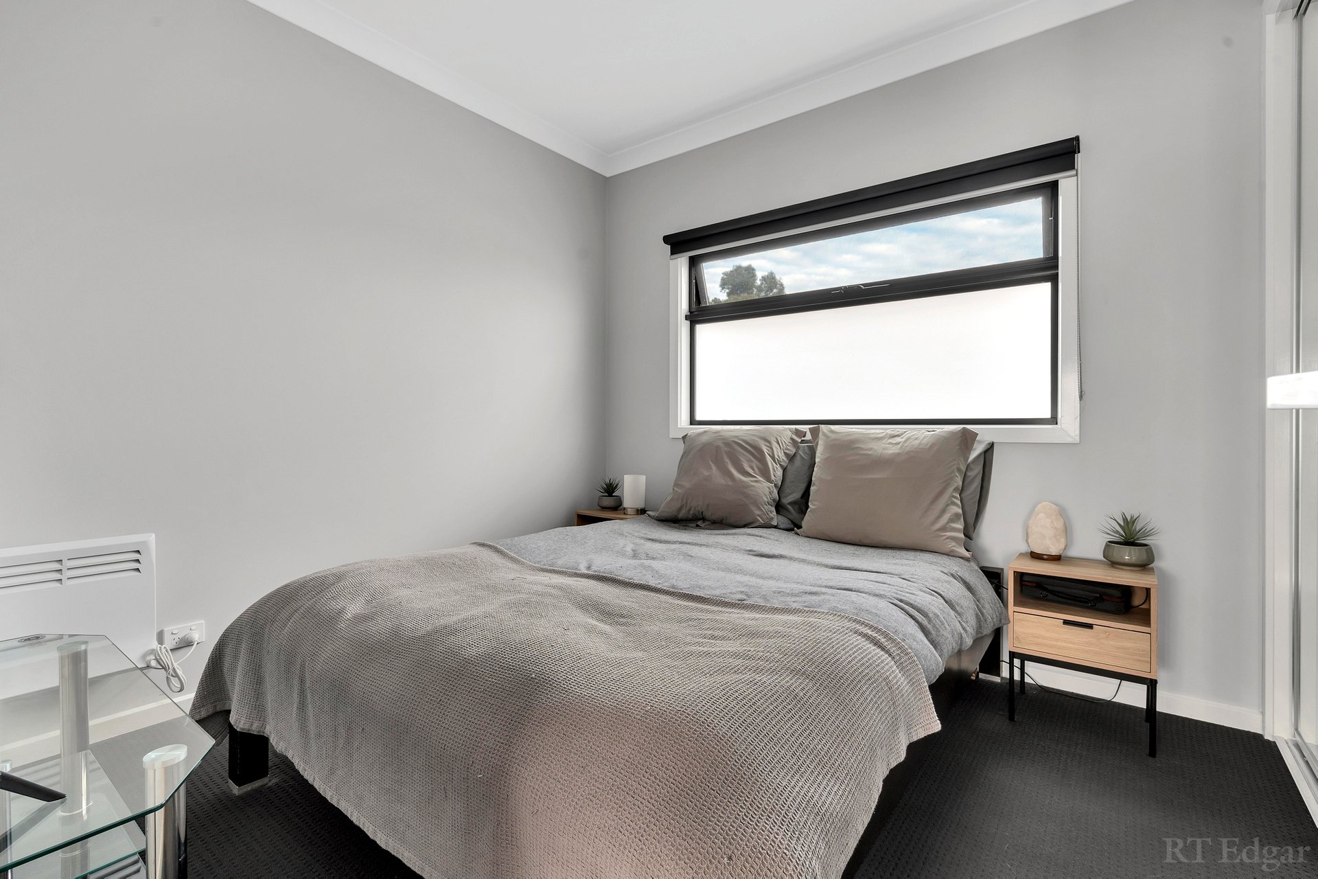 Property Gallery Thumbnail 12