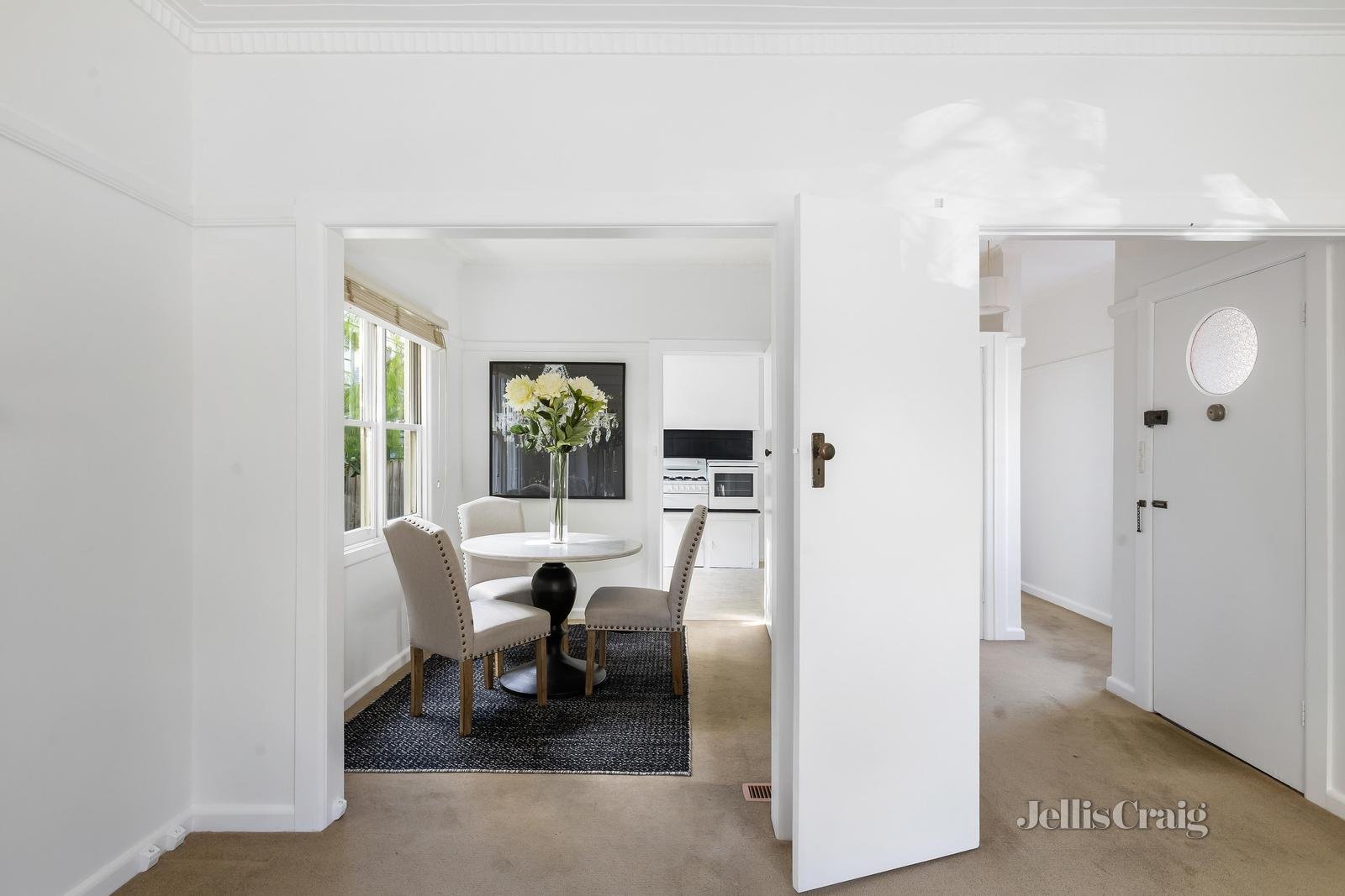 29 Avenue Road, Camberwell image 3
