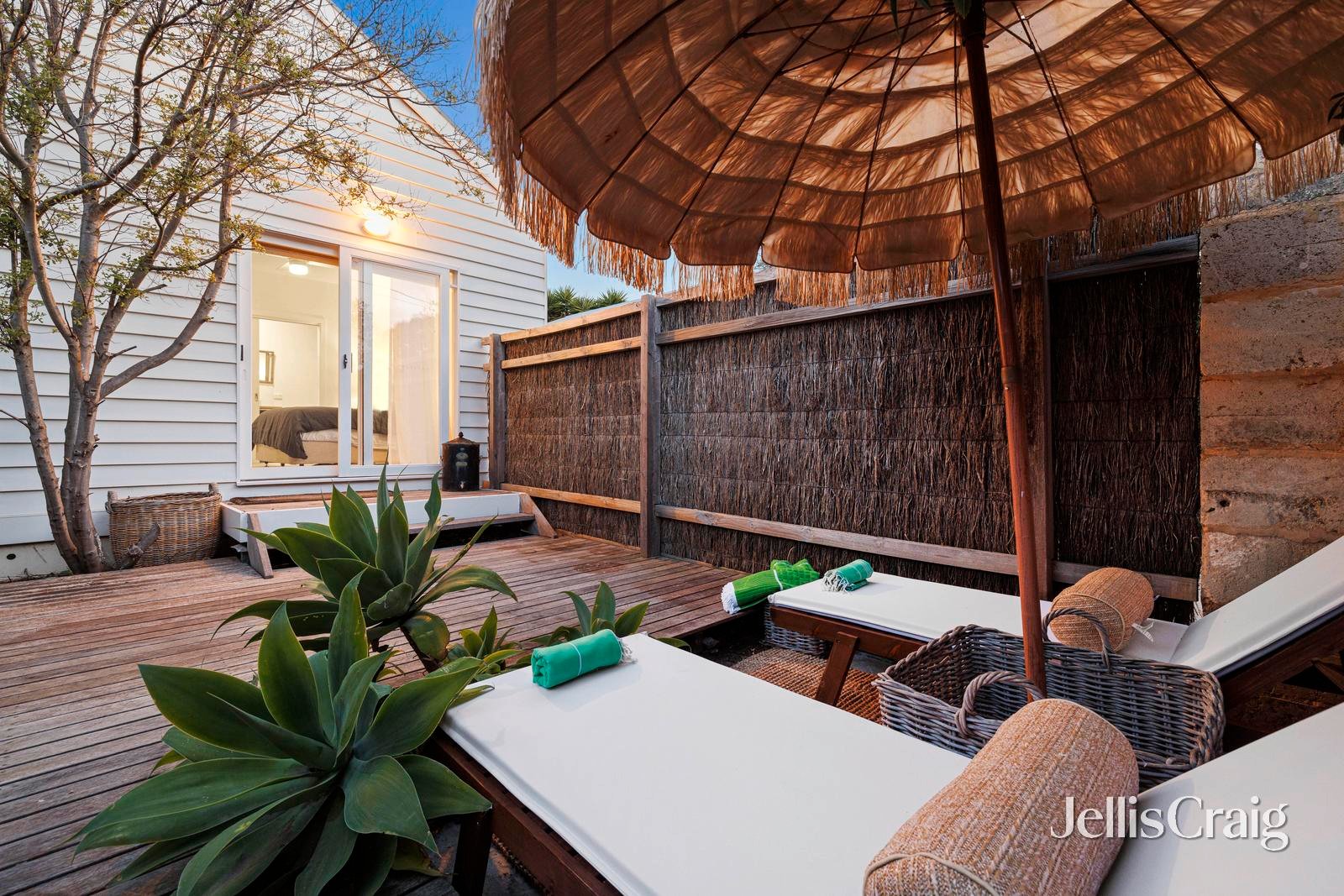 29 Beach Avenue, Blairgowrie image 2