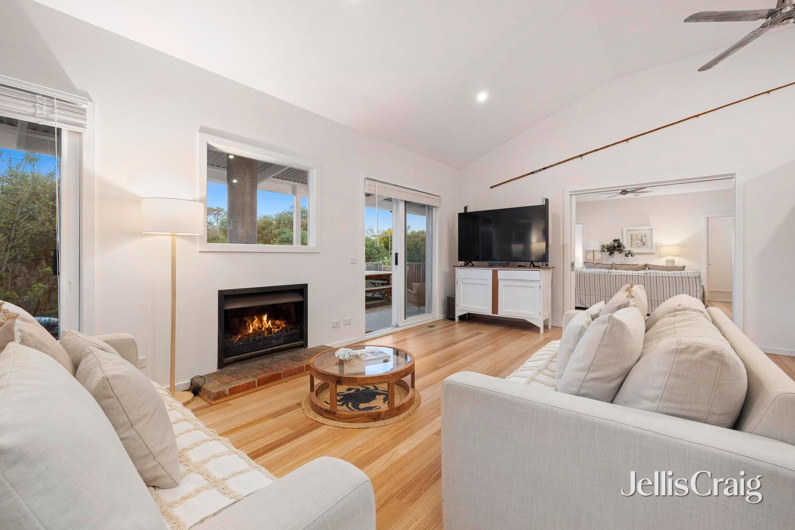 29 Beach Avenue, Blairgowrie image 7