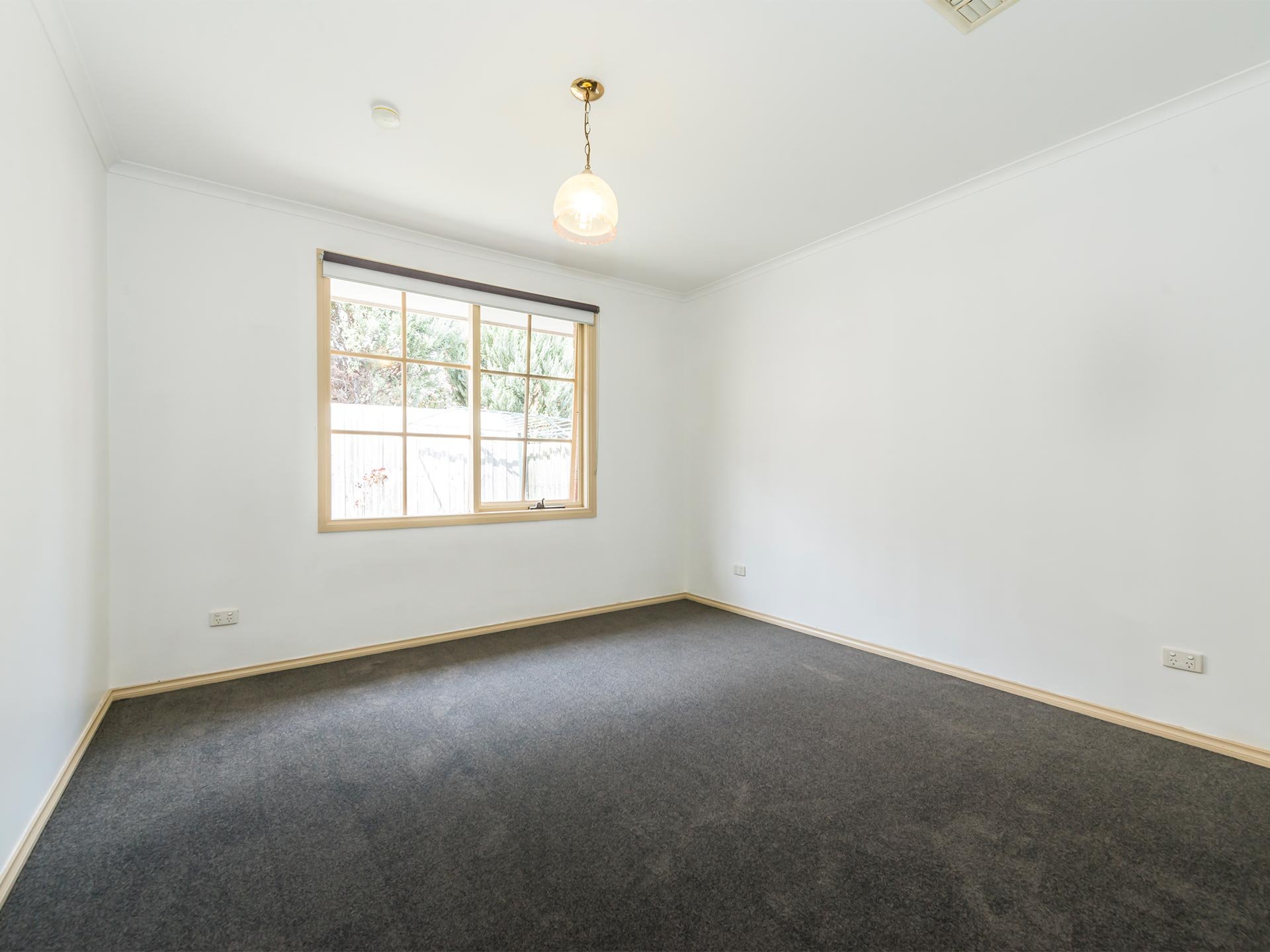 2/9 Blair Street, Bentleigh image 4