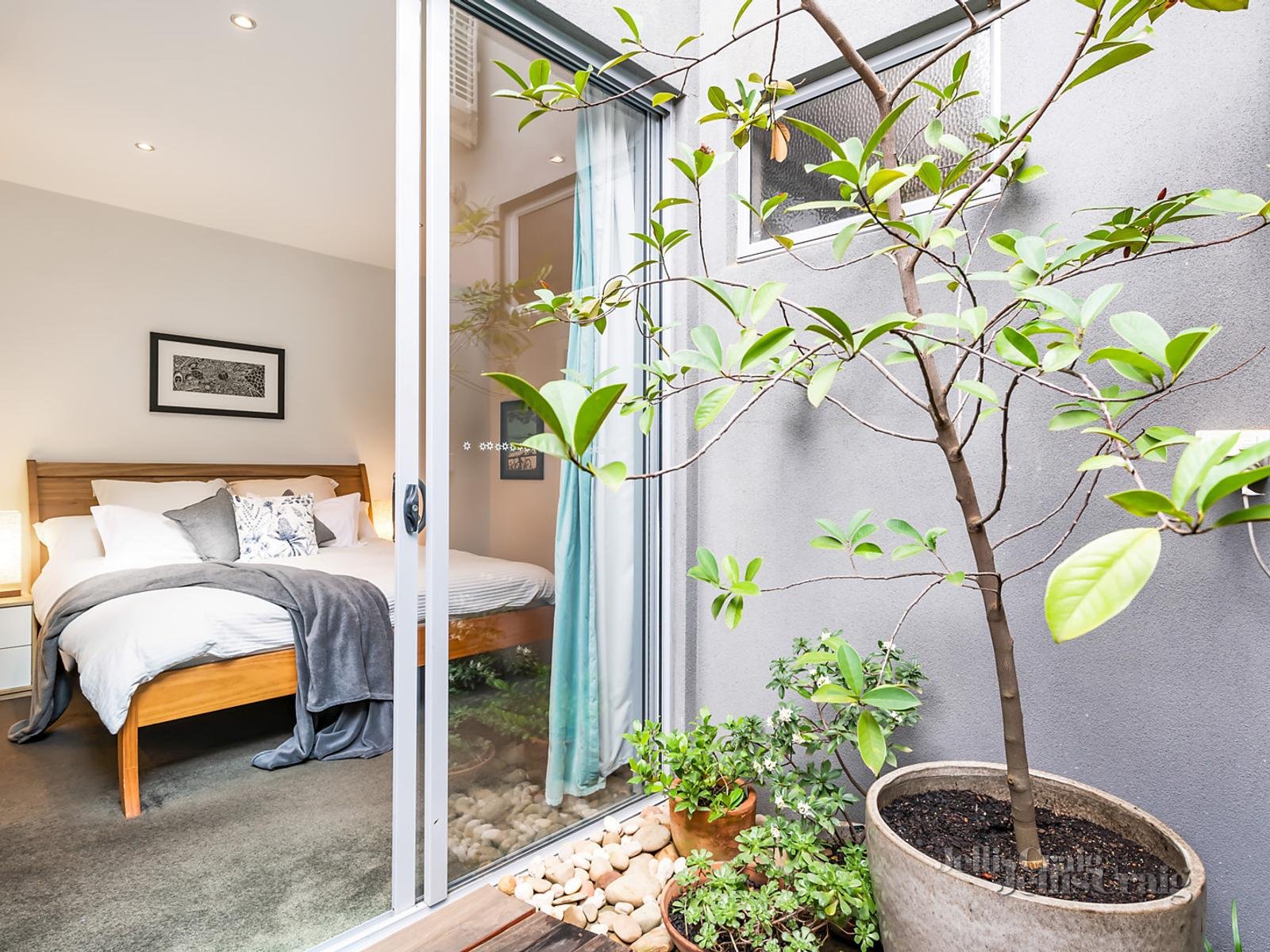 2/9 Blair Street, Coburg image 7