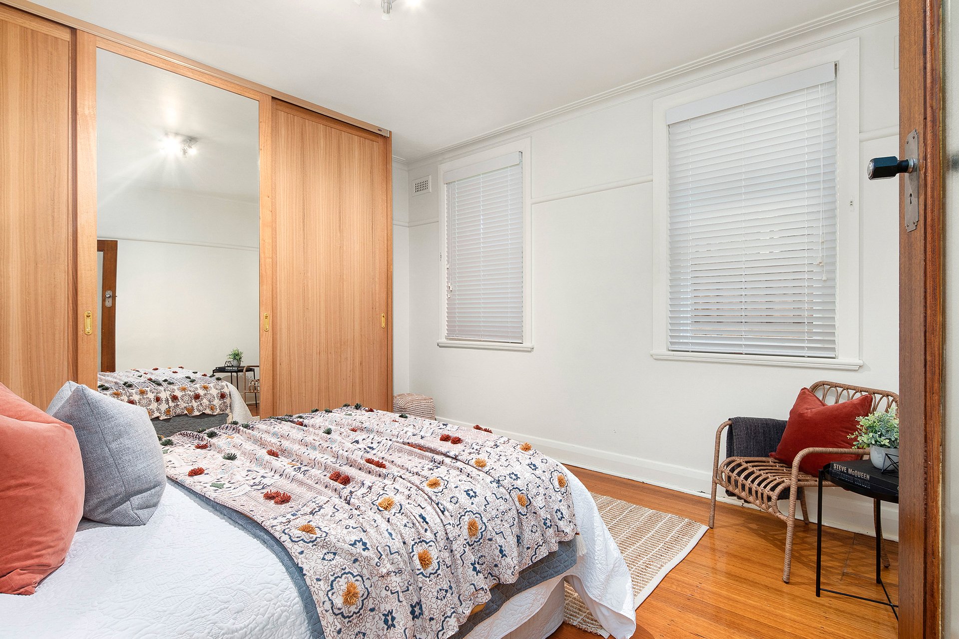 2/9 Bluff Avenue, Elwood image 6