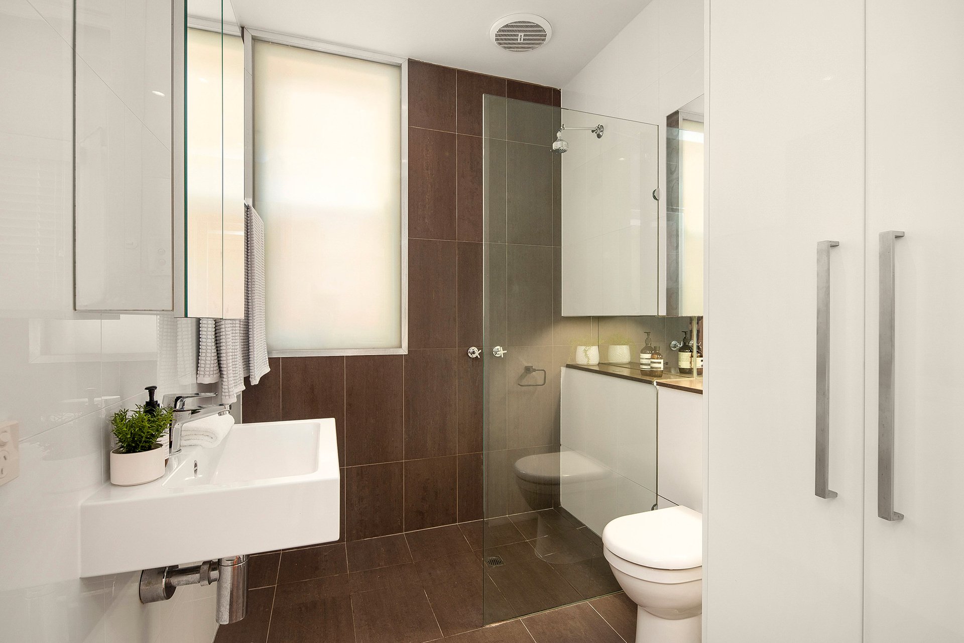 2/9 Bluff Avenue, Elwood image 7