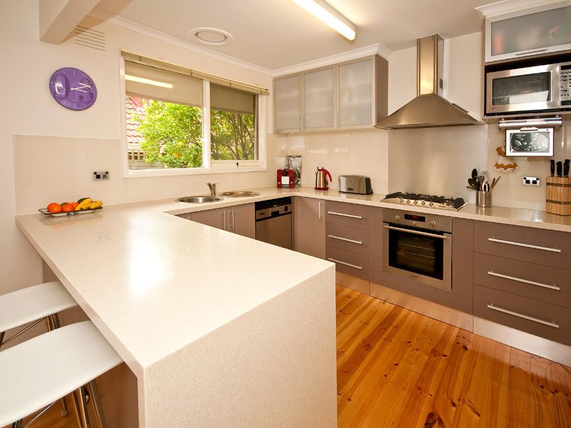 29 Boardman Close, Box Hill South image 2