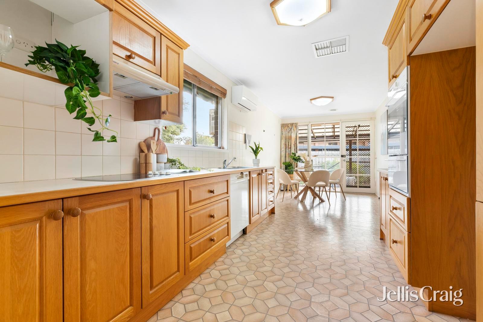 29 Booran Avenue, Glen&nbsp;Waverley image 6