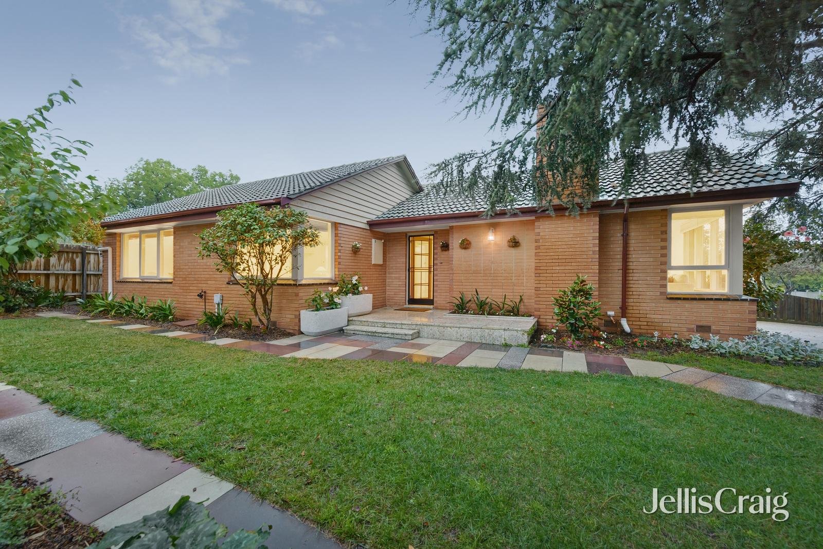 29 Brewer Road, Bentleigh image 1