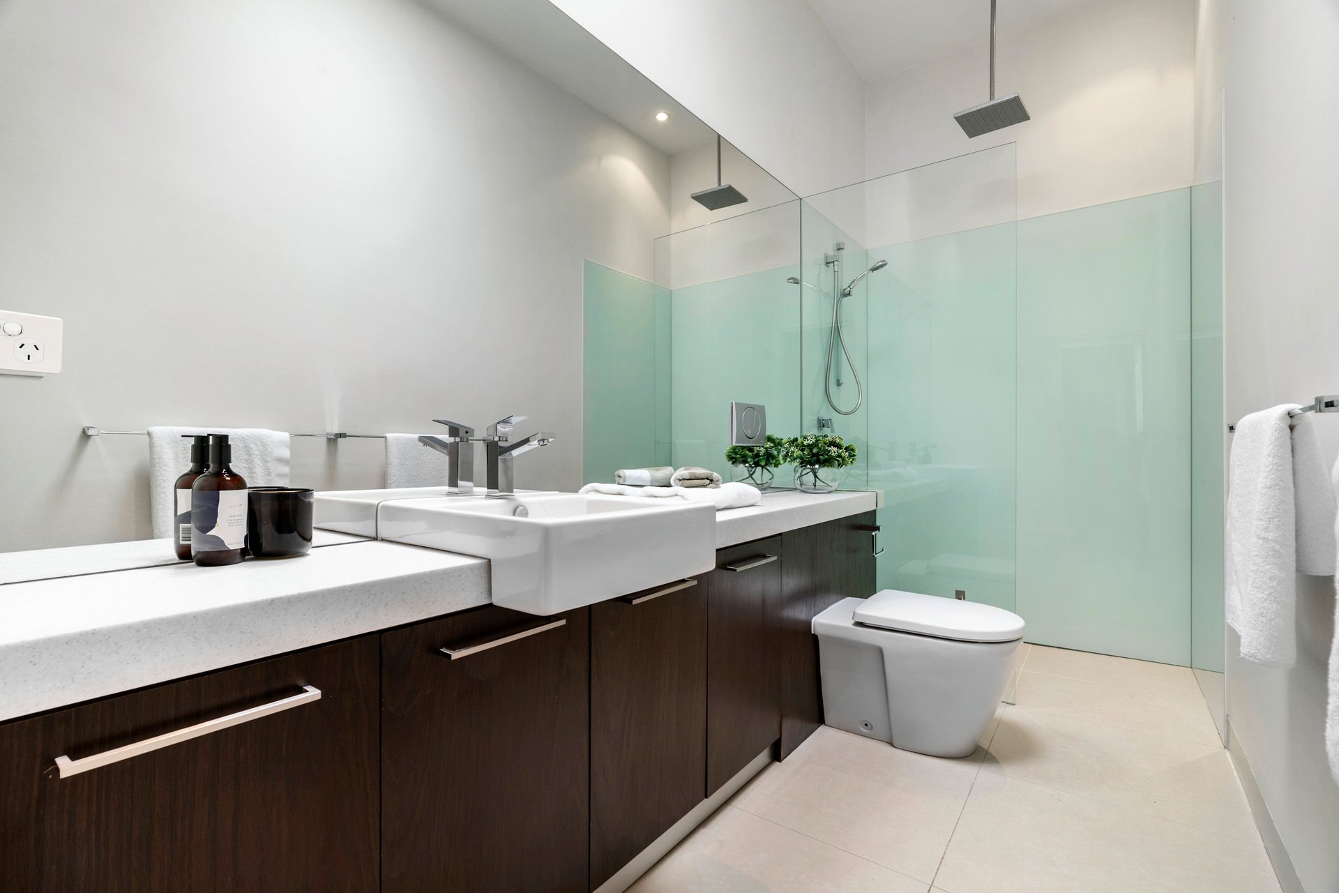 Property Gallery Thumbnail 9