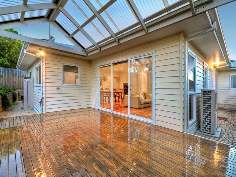 2/9 Burch Street, Blackburn North image 8