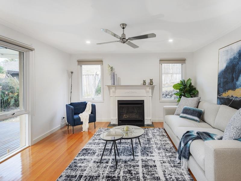 29 Burgundy Drive, Doncaster image 2