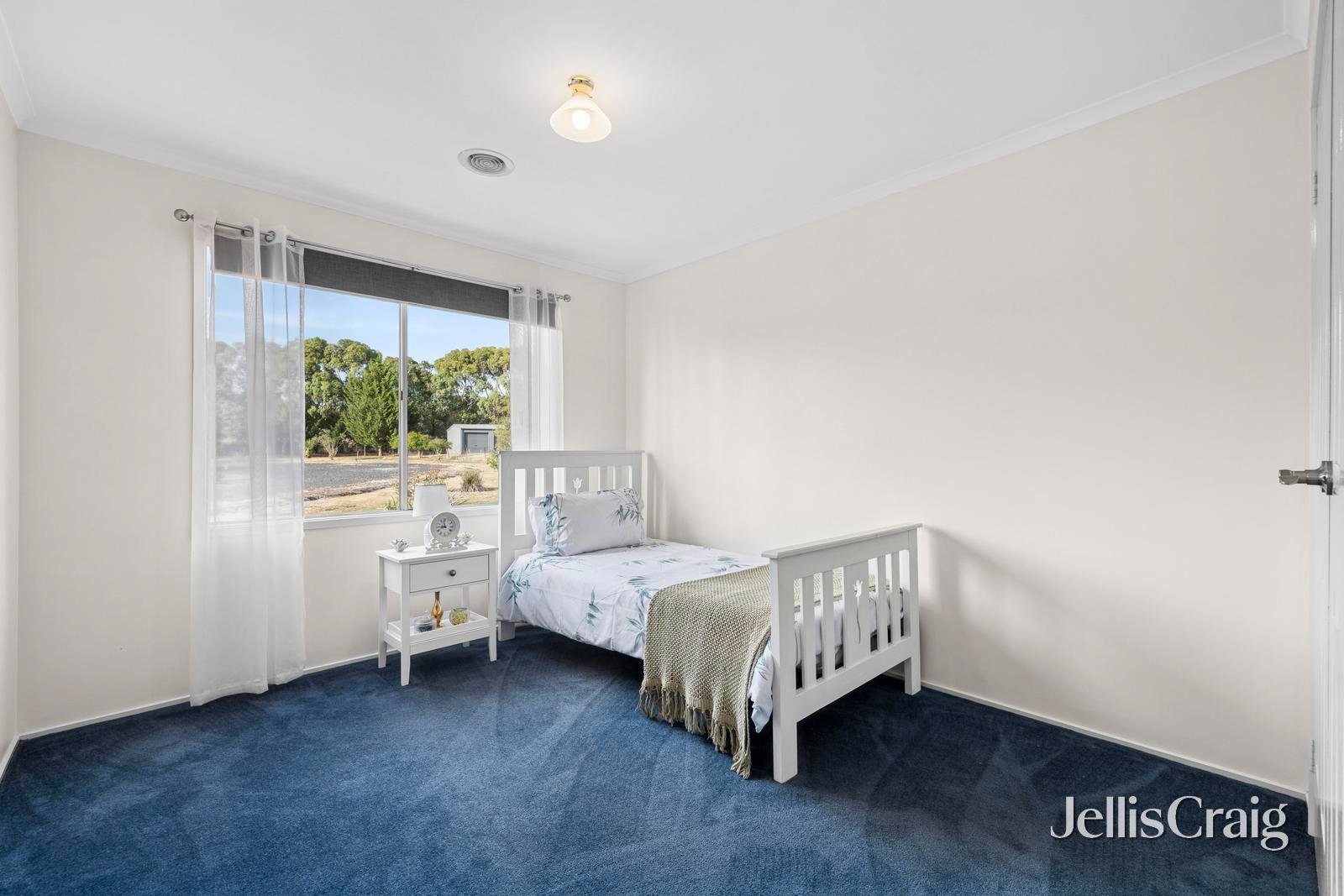 29 Burton Avenue, Kyneton image 11