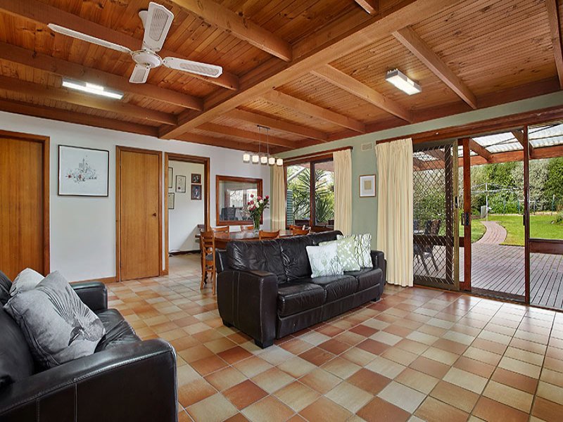 29 Cameron Road, Box Hill North image 5