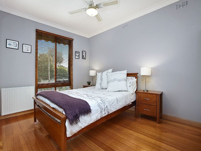 29 Cameron Road, Box Hill North image 8