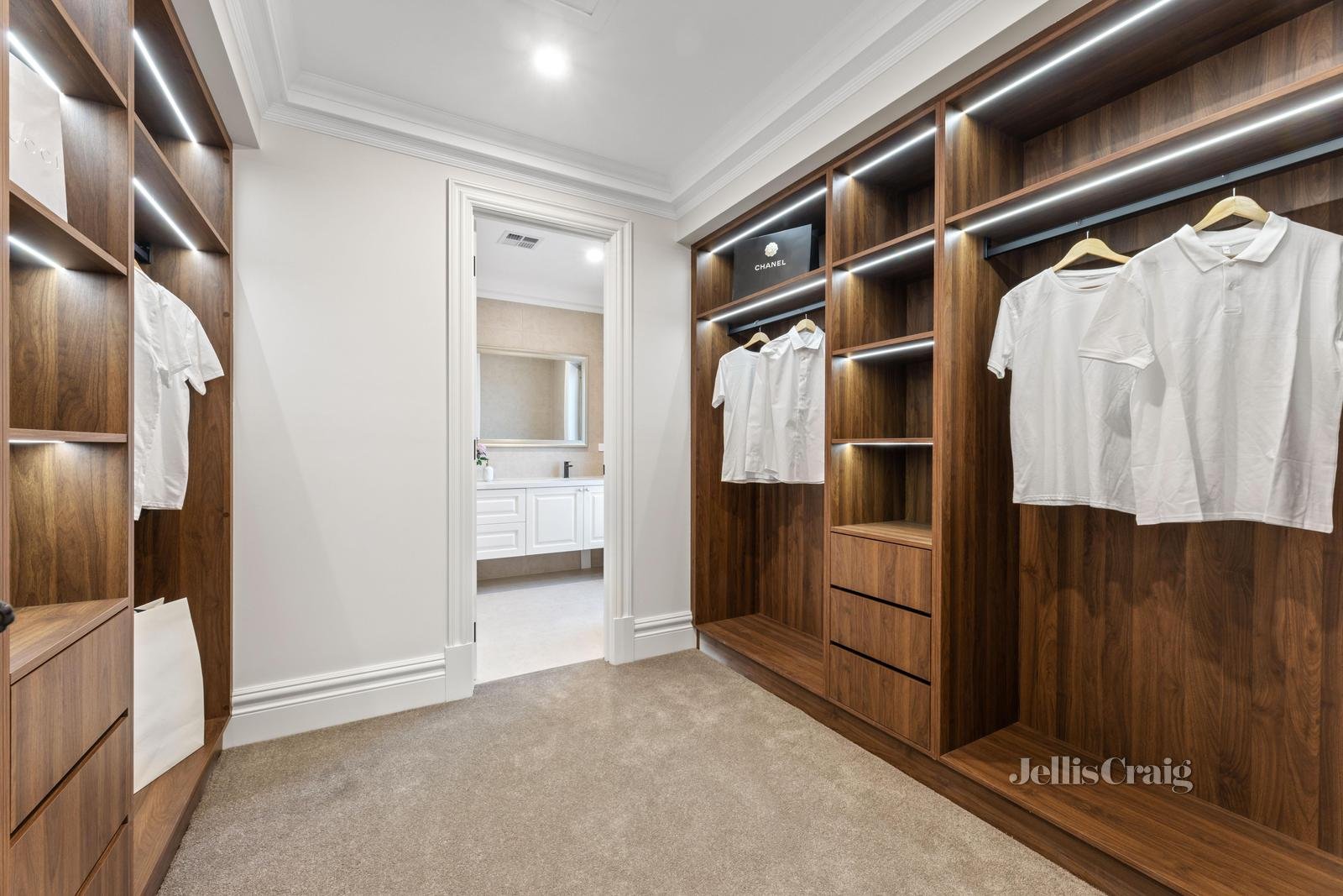 29 Canova Drive, Glen Waverley image 20