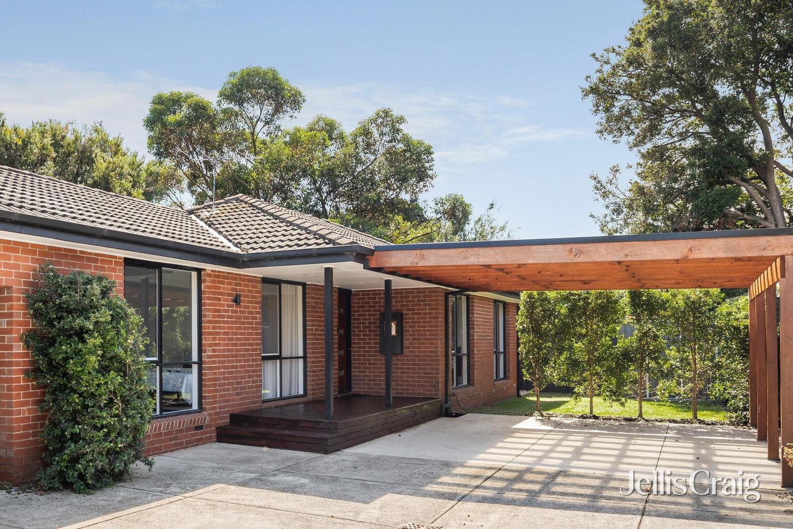 2/9 Chauvel Street, Bentleigh&nbsp;East image 1