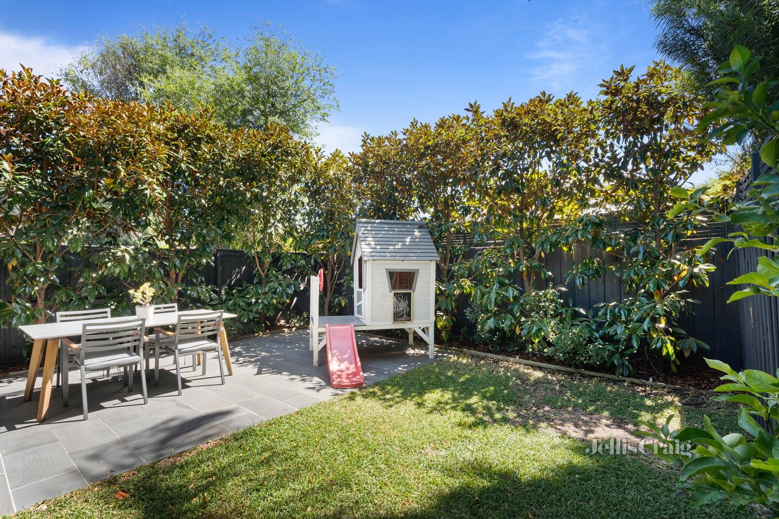 2/9 Clairmont Avenue, Bentleigh image 9