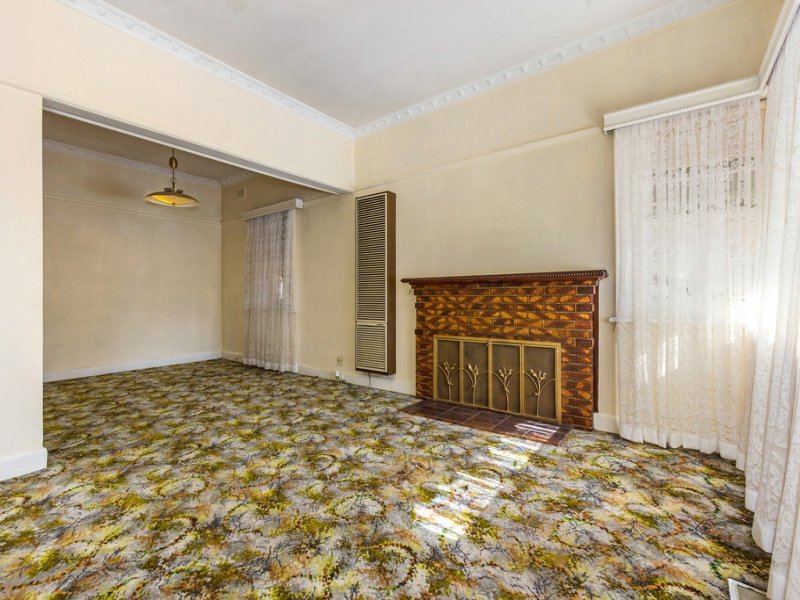 29 Clyde Street, Box Hill North image 4
