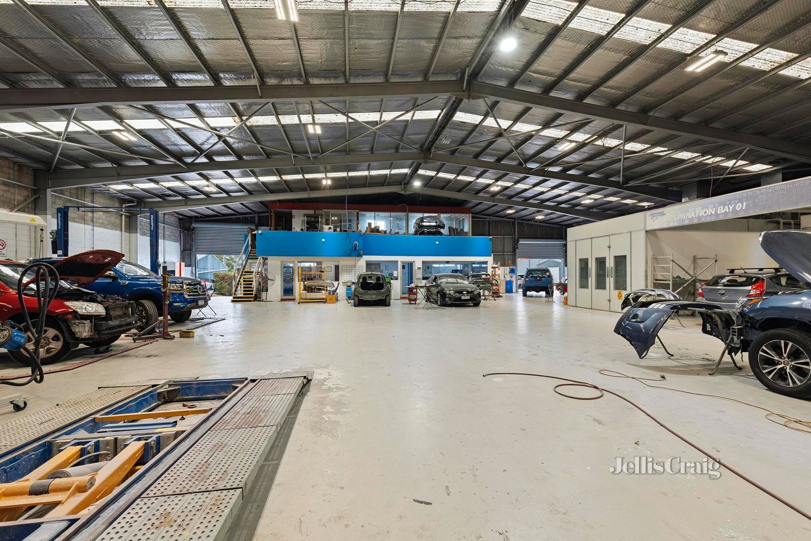 29 Crows Road, Belmont image 9